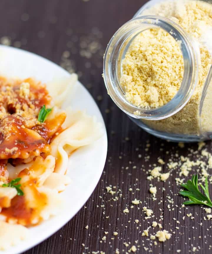 Minute Vegan Cashew Parmesan: 3 Ingredients for Cheesy Flavor